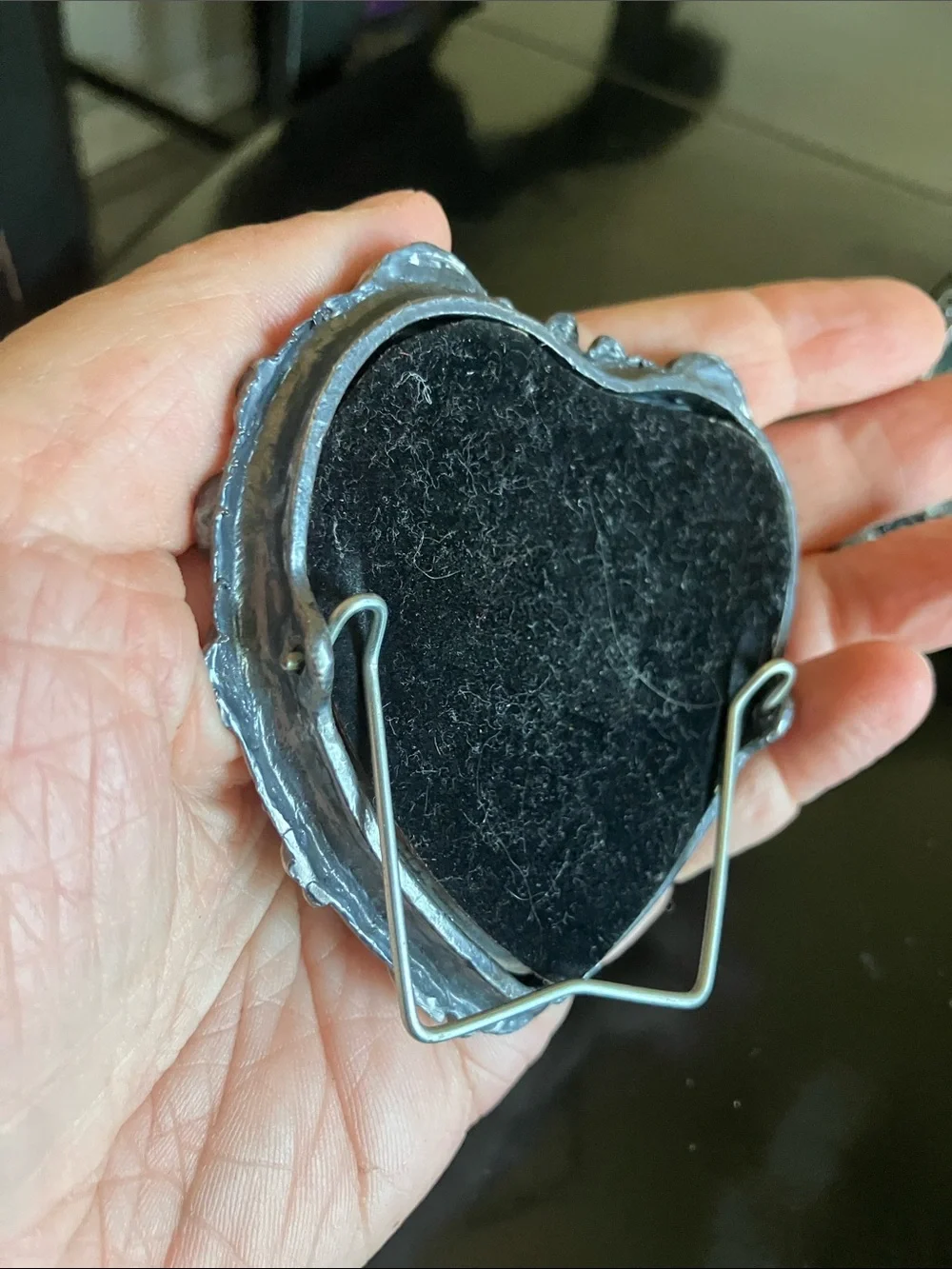 Ornate Heart-Shaped Silver Photo Frame with Red Velvet Mat